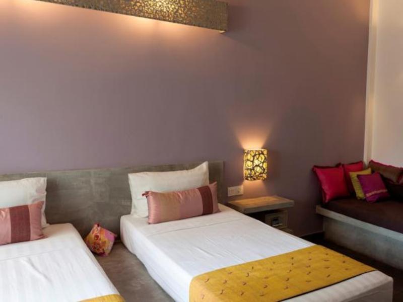 The 252 Hotel Пном Пен Екстериор снимка